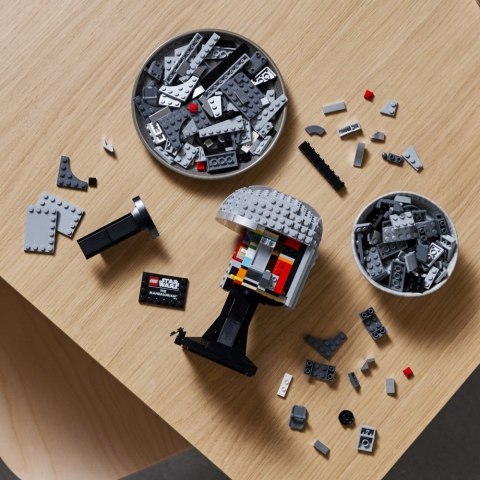 Klocki star wars 75328 hełm mandalorianina