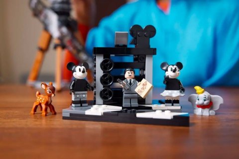 Klocki disney classic 43230 kamera walta disneya