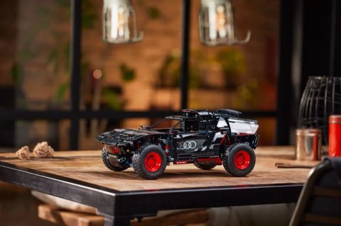 Klocki technic 42160 audi rs q e-tron