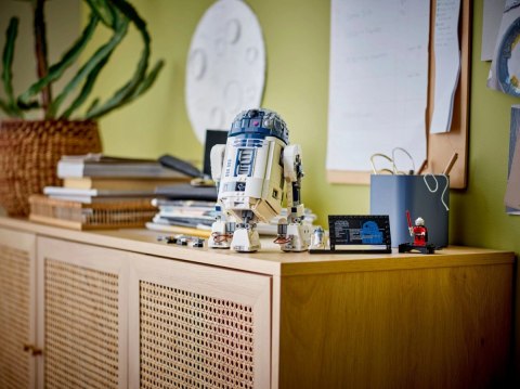 Klocki star wars 75379 r2-d2