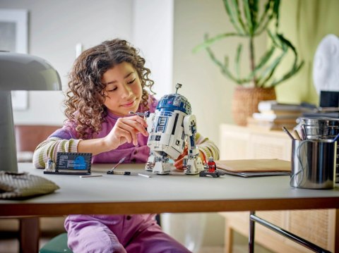 Klocki star wars 75379 r2-d2