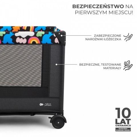 Łóżeczko turystyczne joy 2 happy shapes