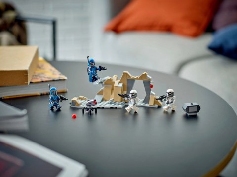 Klocki star wars 75373 zasadzka na mandalorze - zestaw bitewny