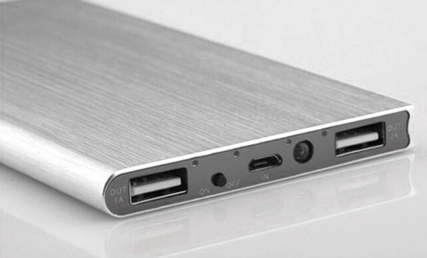 US13B Power bank 20000 slim alu silver