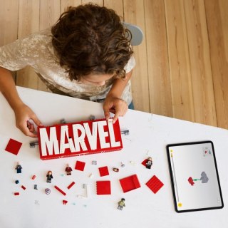 Klocki super heroes 76313 logo marvel z minifigurkami