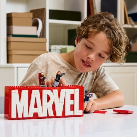 Klocki super heroes 76313 logo marvel z minifigurkami
