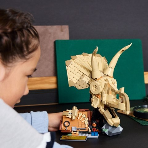 Klocki jurassic world 76969 szkielety dinozaurów: czaszka triceratopsa