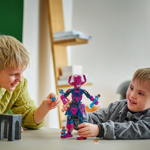 Klocki super heroes 76316 figurka fantastycznej czwórki kontra galactus