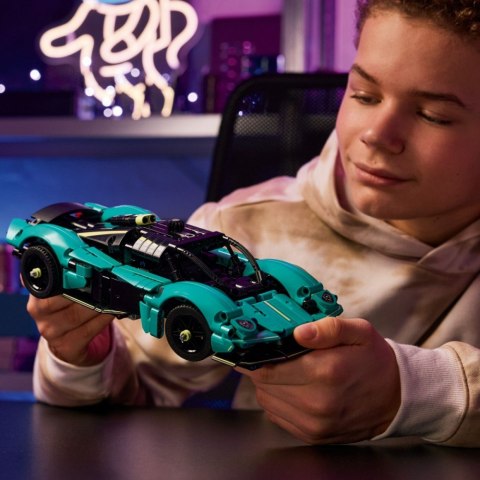 Klocki technic 42208 aston martin valkyrie