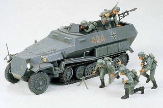 German hanomag sd kfz 251/1