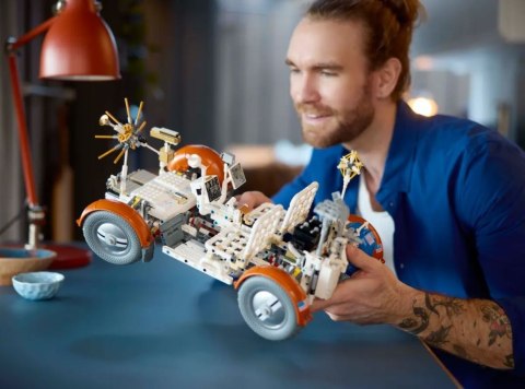Klocki technic 42182 nasa apollo - pojazd lrv
