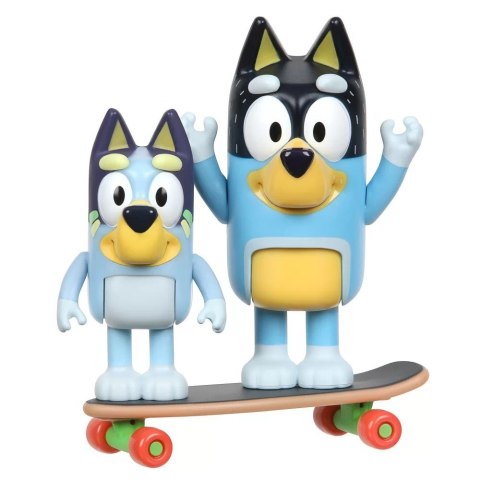 Bluey figurki 2pak jazda na deskorolce