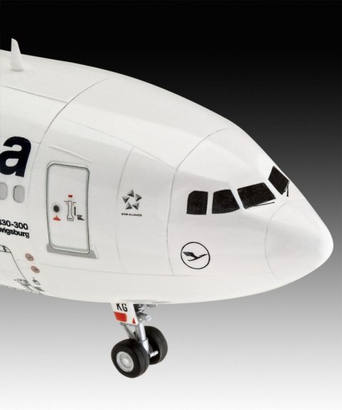 Model plastikowy samolot airbus a330-300 lufthansa 1/144