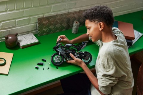 Klocki technic 42170 motocykl kawasaki ninja h2r