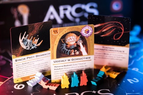 Gra arcs: konflikt i zapaść na rubieży