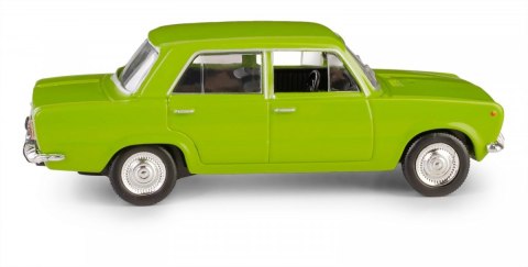 Pojazd prl fiat 125p zielony