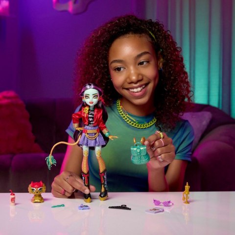 Lalka monster high jinafire long ze zwierzątkiem
